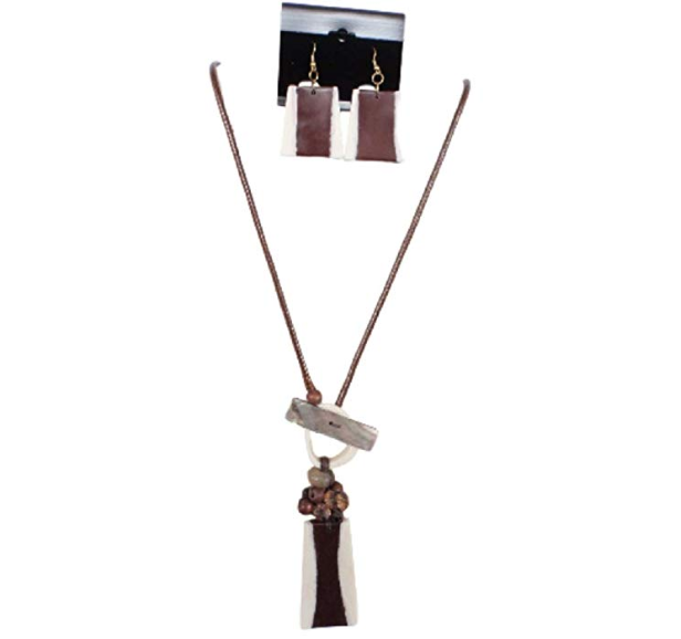 IVETH Brown Wax Cord with Irregular Shape Brown Pin Resin Necklace Set